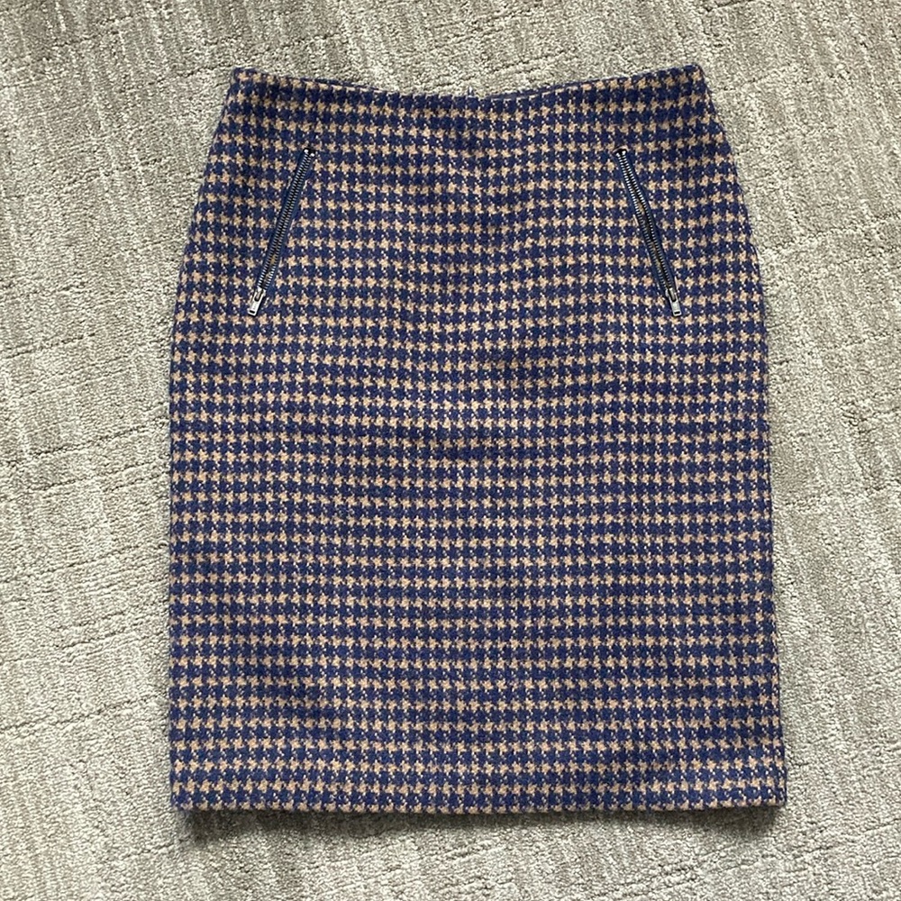 J. McLaughlin Houndstooth Wool Skirt w/ Pockets